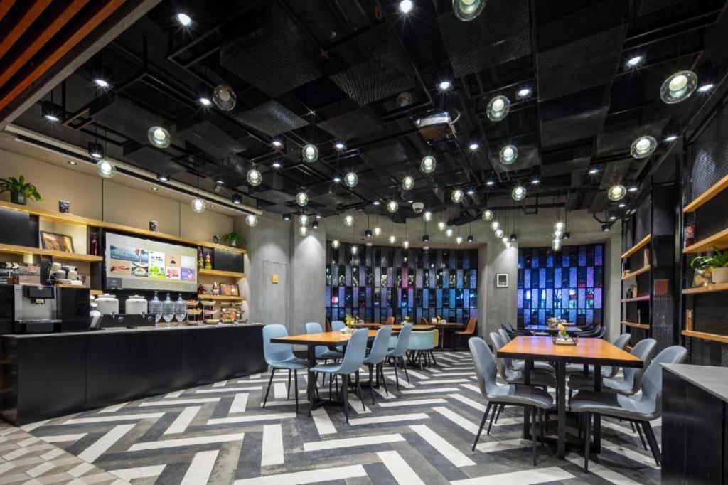 Atour X Hotel Shanghai Pudong Airport Chuansha Exterior foto